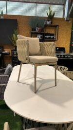 סיישל - כיסא שמפניה